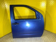 Дверь передняя правая Nissan Navara (D40) 2004-2015 2010 2.5 D YD25DDTI