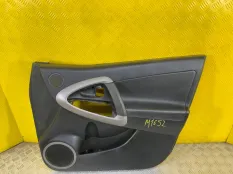Обшивка двери передняя правая Toyota Rav 4 (XA30) (2005-2014) 2006 6771742020 2.0 I 1AZFE
