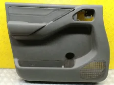 Обшивка двери передняя левая Nissan Navara (D40) 2004-2015 2009 2.5 D YD25DDTI