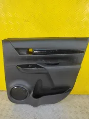 Обшивка двери задняя правая Toyota Hilux (2015-2021) 2020 2.4 D 2GDFTV