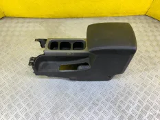 Подлокотник Nissan Pathfinder (R51M) 2004-2013 2007 92926EB31A ВНЕДОРОЖНИК 2.5 D YD25DDTI