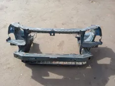 Передняя панель крепления облицовки (телевизор) Land Rover Freelander II (2006-2014) 2010