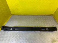 Пластик багажника Toyota Hilux (2015-2021) 2020 64261KK050 2.4 D 2GDFTV
