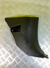 Накладка на порог Toyota Hilux (2015-2021) 2020 62111KK010 2.4 D 2GDFTV, правая