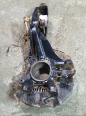 Кулак поворотный левый Toyota Hilux (2005-2015) 2012 3.0 D 1KDFTV