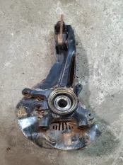 Кулак поворотный правый Toyota Hilux (2005-2015) 2012 3.0 D 1KDFTV