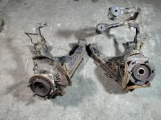 Кулак поворотный правый Toyota Hilux (2005-2015) 2013 3.0 D 1KDFTV