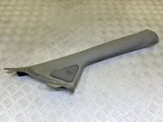 Обшивка стойки передней правой Lexus RX 330 (U3) II (2003-2006) 2004 622110E010 3.3 I 3MZFE