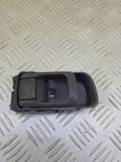 Ручка двери внутренняя задняя левая Nissan NP300 (2008-2015) 2012 2.5 D YD25