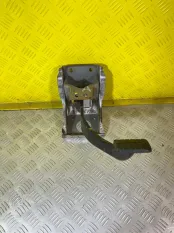 Педаль тормоза Nissan NP300 (2008-2015) 2012 2.5 D YD25