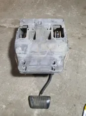 Педаль тормоза Dodge RAM IV (2008-2019) 2014 ПИКАП 5.7 I EZH