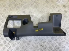 Пластик салона Nissan NP300 (2008-2015) 2012 68106VJ400G 2.5 D YD25