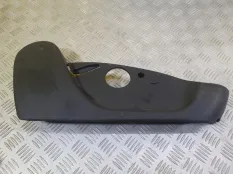 Накладка боковая на сиденье Toyota Rav 4 (XA30) (2005-2014) 2006 7181142090 2.2 D 2ADFTV