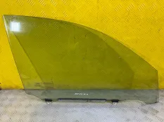 Стекло двери передней правой Toyota Rav 4 (XA30) (2005-2014) 2006 6810142160 2.2 D 2ADFTV
