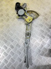 Стеклоподъемник передний правый Toyota Rav 4 (XA30) (2005-2014) 2006 6980152080 2.2 D 2ADFTV