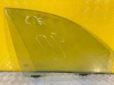 Стекло двери передней правой Mitsubishi L200 (2006-2015) 2007 2.5 D 4D56