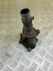 Корпус термостата Nissan Pathfinder (R51M) 2004-2013 2005 ВНЕДОРОЖНИК 2.5 D YD25DDTI