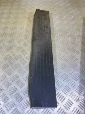 Накладка на порог внутренняя передняя левая Toyota Hilux (2005-2015) 2014 679140K020 3.0 D 1KDFTV