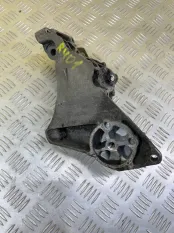 Кронштейн двигателя Land Rover Range Rover Sport I 2005-2013 2006 2.7 D 276DT V6