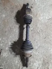 Полуось передняя левая (приводной вал, ШРУС) Nissan Navara (D40) 2004-2015 2005 39100EB300 2.5 D YD25DDTI