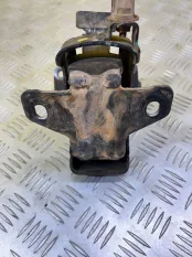 Подушка крепления двигателя Toyota Hilux (2005-2015) 2012 3.0 D 1KDFTV