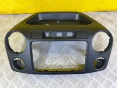 Рамка под магнитолу Volkswagen Amarok (2010-2016) 2014 2H0857211F ПИКАП 2.0 D CNEA