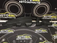 Накладка замка капота Nissan Qashqai (J11) 2013-2019 2017 623984EA0A