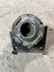 Подушка крепления двигателя Toyota Land Cruiser Prado 150 (2009-2023) 2012 2.7 I 2TRFE
