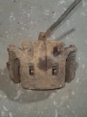 Суппорт передний правый Nissan Pathfinder (R51M) 2004-2013 2009 41001EB32A ВНЕДОРОЖНИК 2.5 D YD25DDTI