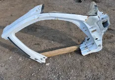 Стойка передняя правая Toyota Sequoia II 2008 - 2022 2008 5.7 I 3URFE