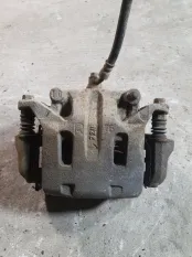 Суппорт передний правый Nissan Pathfinder (R51M) 2004-2013 2013 41001EB32A ВНЕДОРОЖНИК 2.5 D YD25DDTI