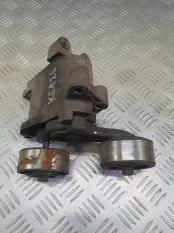 Кронштейн Toyota Hilux (2005-2015) 2014 3.0 D 1KDFTV