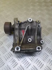 Кронштейн компрессора кондиционера Toyota Land Cruiser Prado 150 (2009-2023) 2012 2.7 I 2TRFE