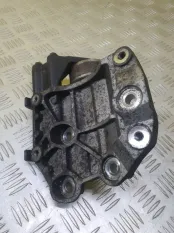 Кронштейн компрессора кондиционера Mitsubishi L200 (2015-2022) 2018 ПИКАП 2.4 D