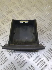 Пепельница Toyota Hilux (2005-2015) 2014 741110D030 3.0 D 1KDFTV