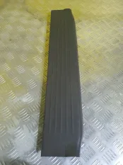Накладка на порог внутренняя передняя левая Toyota Hilux (2005-2015) 2013 679140K010 ПИКАП 2.5 D 2KDFTV