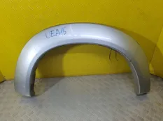 Молдинг крыла заднего правого Toyota Hilux (2005-2015) 2008 616830K040 ПИКАП 3.0 D 1KDFTV