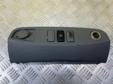 Пластик салона Toyota Hilux (2005-2015) 2008 554490K010 ПИКАП 3.0 D 1KDFTV