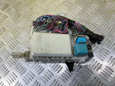 Блок предохранителей Toyota Hilux (2005-2015) 2008 ПИКАП 3.0 D 1KDFTV