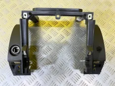 Консоль центральная Nissan Pathfinder (R51M) 2004-2013 2007 68246EB35A ВНЕДОРОЖНИК 2.5 D YD25DDTI
