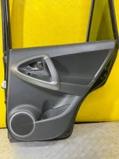 Обшивка двери задняя правая Toyota Rav 4 (XA30) (2005-2014) 2009 6763042330B4 2.0 I 3ZRFAE