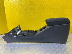 Подлокотник Toyota Rav 4 (XA30) (2005-2014) 2009 5890142050B2 2.0 I 3ZRFAE