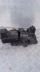 Полка аккумулятора Dodge Caravan IV (2000-2007) 2006 3.3 I EGA
