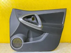 Обшивка двери передняя правая Toyota Rav 4 (XA30) (2005-2014) 2009 6761042760B6 2.0 I 3ZRFAE
