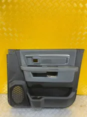Обшивка двери передняя правая Dodge RAM IV (2008-2019) 2017 2190243DX9 ПИКАП 5.7 I EZH