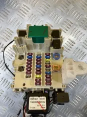 Блок предохранителей ISUZU D-Max II (2012-2021) 2015 41010439 ПИКАП 2.5 D TFS86J