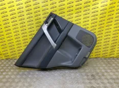 Обшивка двери задняя левая Toyota Land Cruiser Prado 150 (2009-2023) 2012 67776X1M03 ВНЕДОРОЖНИК 3.0 D 1KDFTV