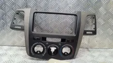 Рамка под магнитолу Toyota Hilux (2005-2015) 2007 554510K040 ПИКАП 3.0 D 1KDFTV