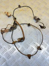 Датчик ABS передний правый Toyota Hilux (2005-2015) 2015 895430K061 3.0 D 1KDFTV