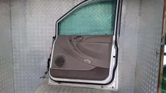 Обшивка двери передняя правая Chrysler Grand Voyager IV (2001-2007) 2003 2.5 D ENJ